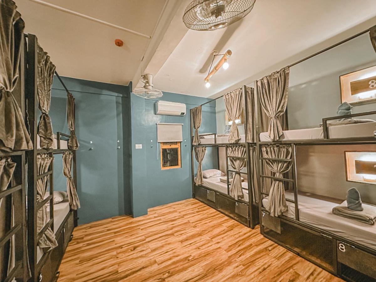 Outpost Hostel - Coron Luaran gambar