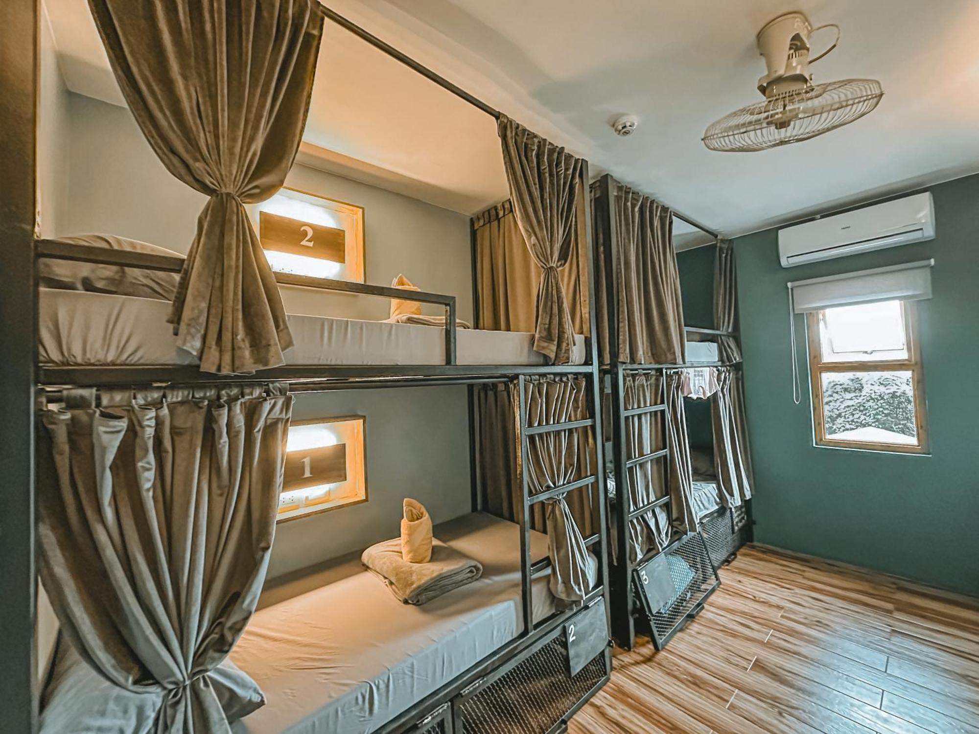 Outpost Hostel - Coron Luaran gambar