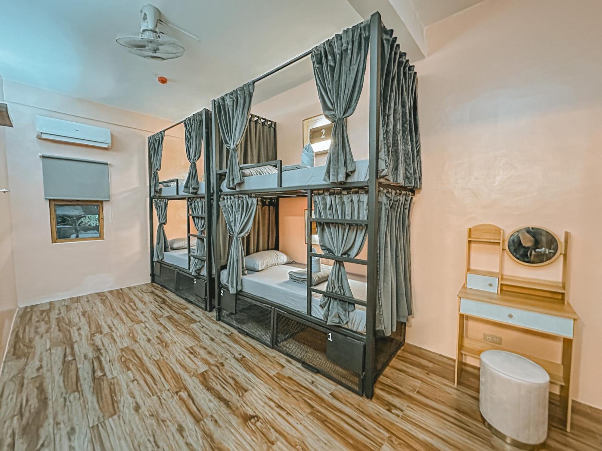 Outpost Hostel - Coron Luaran gambar